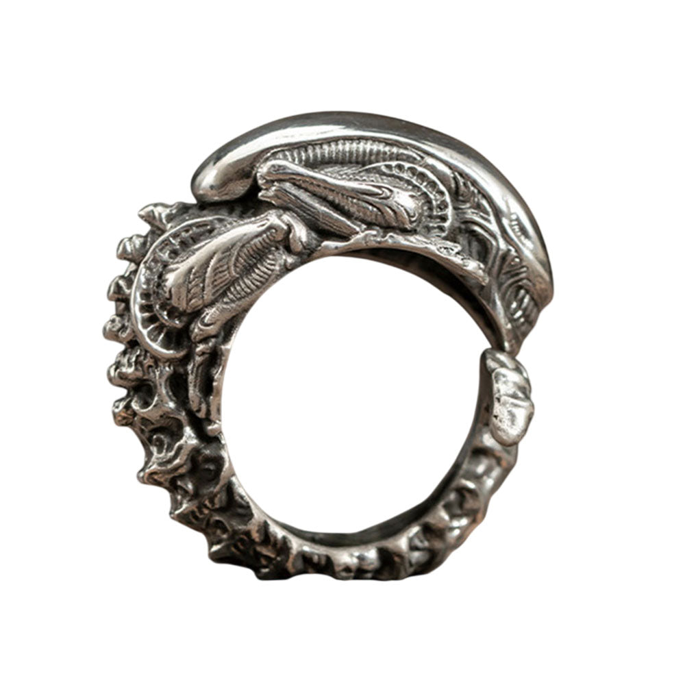 Xenomorph Claw Ring