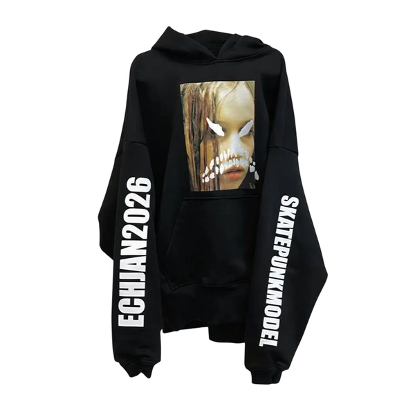 Echjan Christiane M. Hoodie