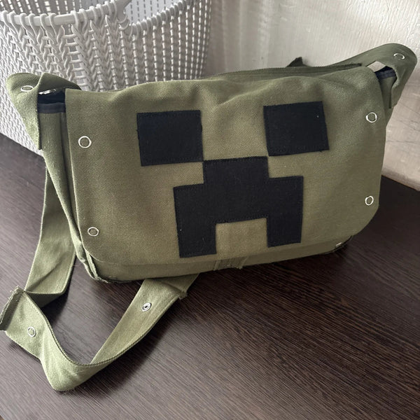 Cr*eper Bag